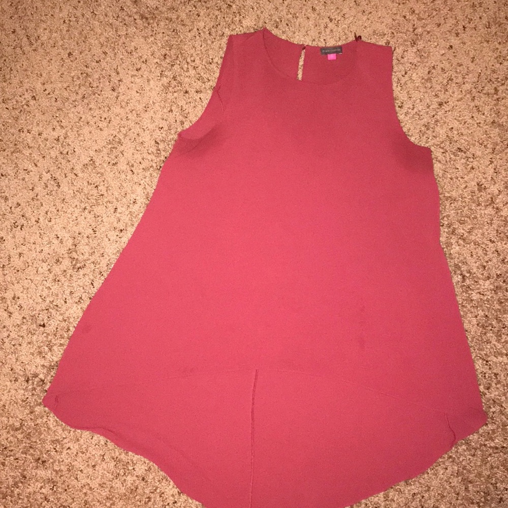 Vince Camuto hi lo top